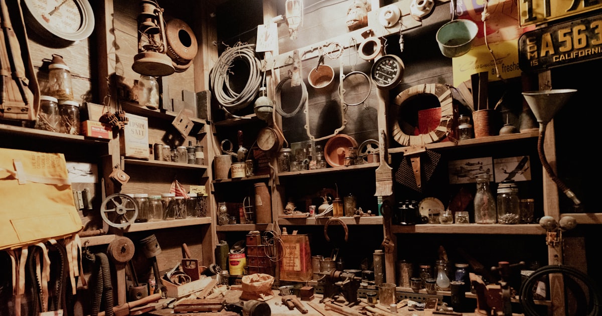 a room filled with lots of different types of items