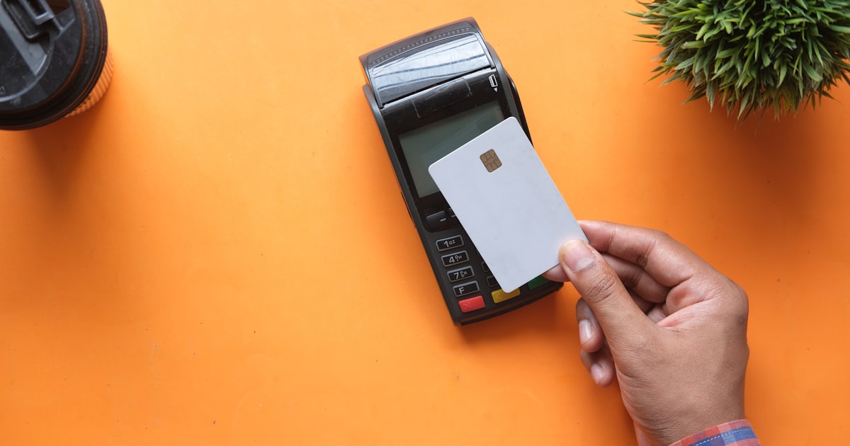 A card reader device