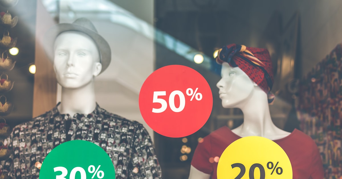 Mannequins in a shop window