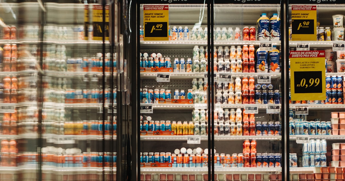 A grocery store filled with drinks